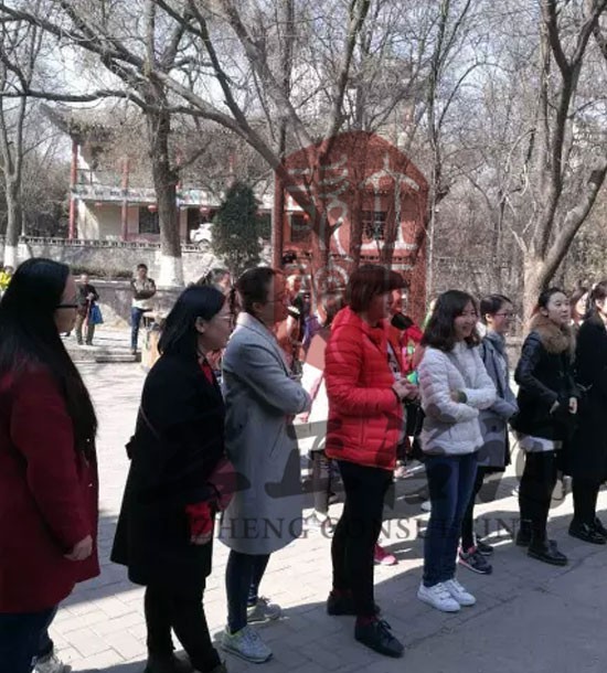 培訓快(kuài)訊培訓時(shí)間(jiān)：3月(yuè)8日(rì)培訓單位：某銀(yín)行(xíng)培訓課程：定向越野培訓人(rén)數(shù)：80人(rén)、觀摩人(rén)員(yuán)1人(rén)蘭州企業(yè)培訓