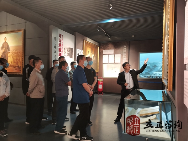 培訓快(kuài)訊培訓時(shí)間(jiān)：6月(yuè)23日(rì)培訓地(dì)點:興隆山(shān)在莊培訓單位:甘肅某建設集團第二黨支部培訓課程:主題黨日(rì)活動